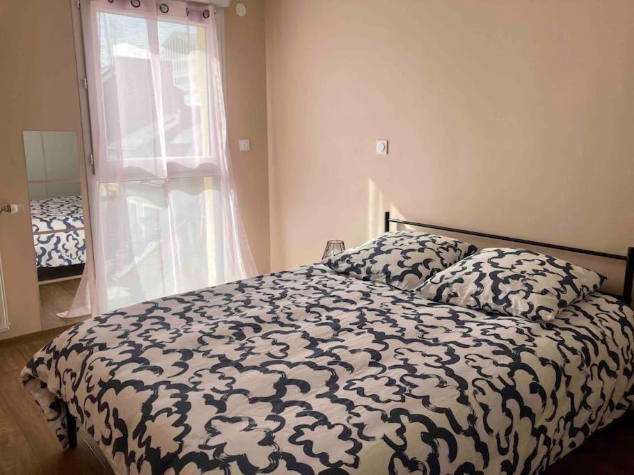 شقة Quai Sud - Gare, 100 M2, Parking, Wifi, Superette, Lave Linge أنجير المظهر الخارجي الصورة
