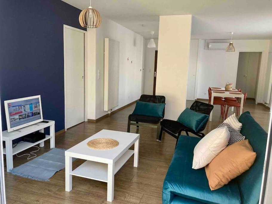 شقة Quai Sud - Gare, 100 M2, Parking, Wifi, Superette, Lave Linge أنجير المظهر الخارجي الصورة
