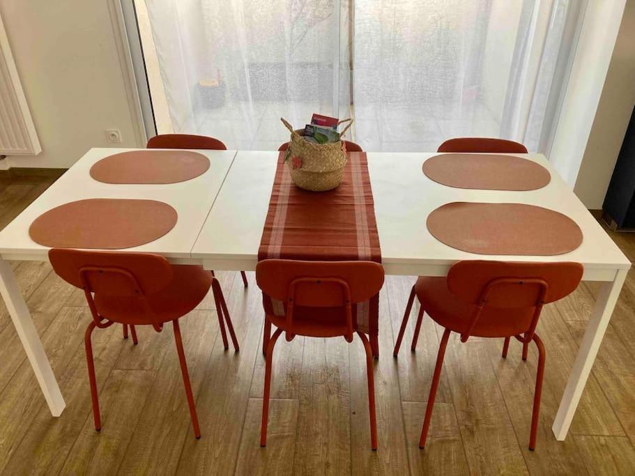 شقة Quai Sud - Gare, 100 M2, Parking, Wifi, Superette, Lave Linge أنجير المظهر الخارجي الصورة