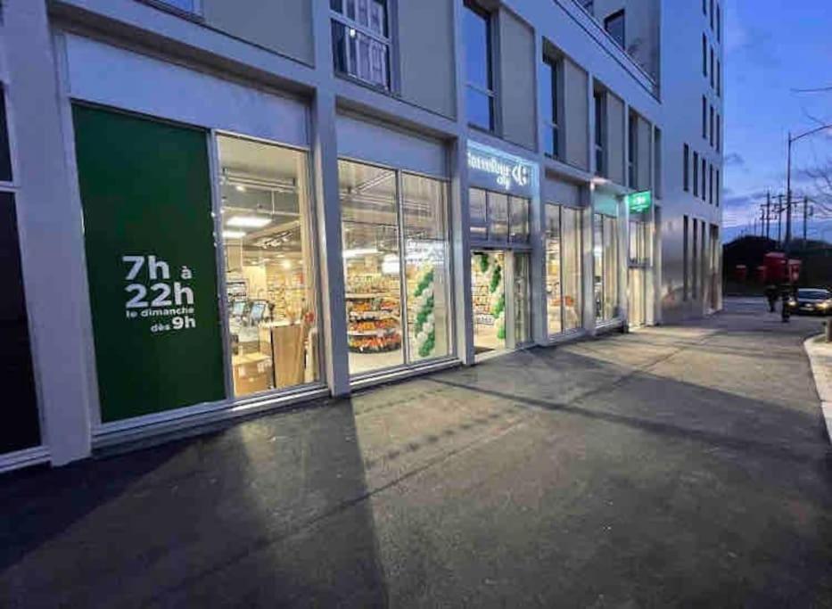 شقة Quai Sud - Gare, 100 M2, Parking, Wifi, Superette, Lave Linge أنجير المظهر الخارجي الصورة